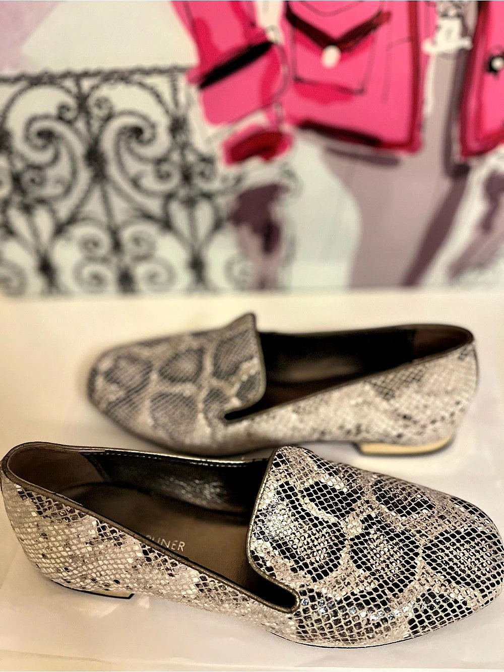 Donald J Pliner Metallic Snakeskin Print Leather Loafer Flats 7M
